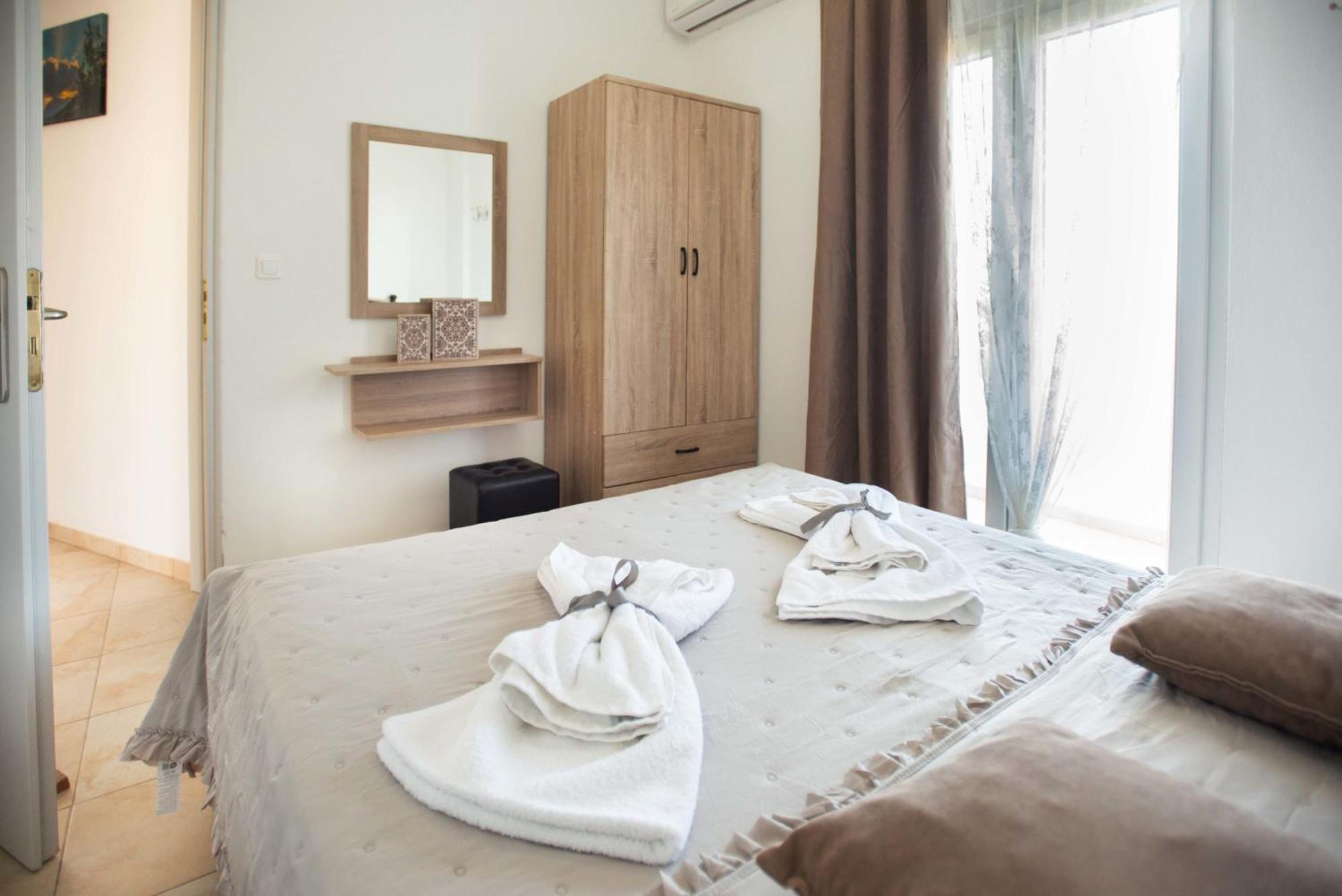 Afrathias Beachhouse - Cretan Hideaway Kalamaki  Exterior foto